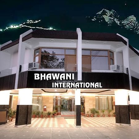 Hotel Bhawani International Katra  Bagian luar foto
