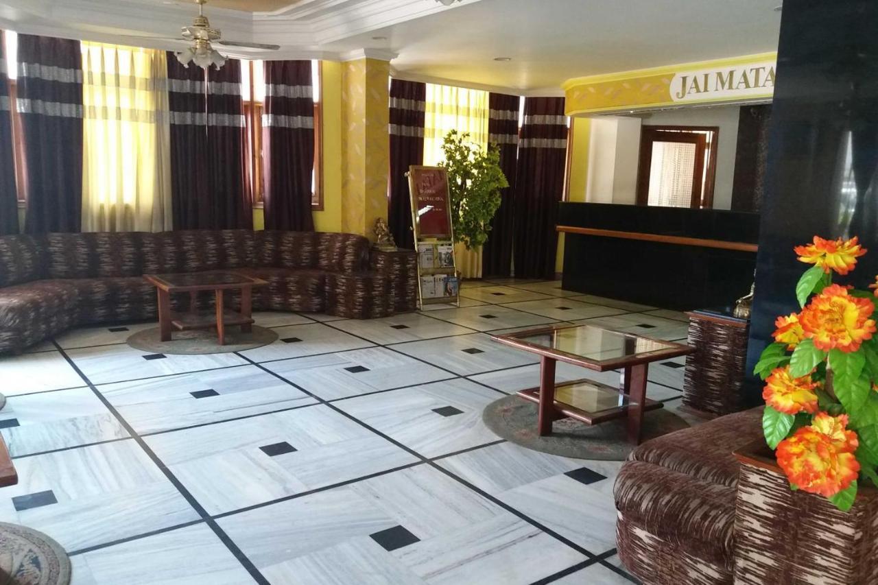 Hotel Bhawani International Katra  Bagian luar foto